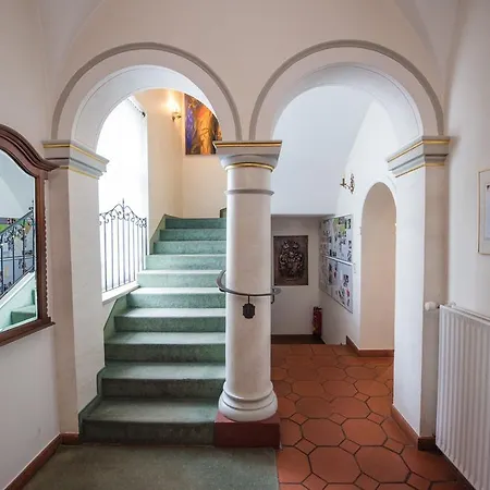 Am Schloss Иллертиссен